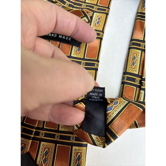 DeSantis Collection Men's Neck Tie 100% Silk Hand Made Italy Brown Black Gold - Picture 6 of 8